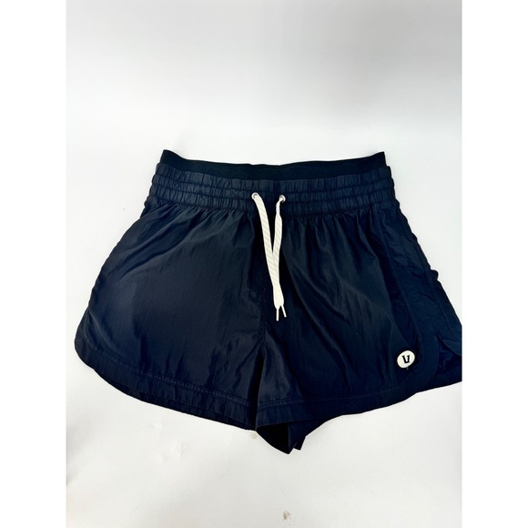 Vuori Pants - Vuori Halo Sport Short Women M Black High Rise Athletic Unlined VW3049